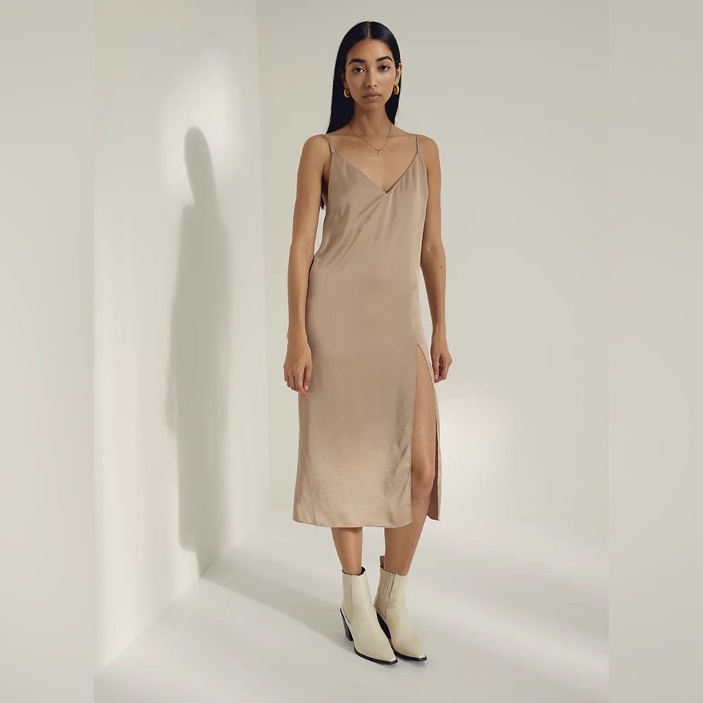 Aritzia Wilfred Slip Dress BNWT